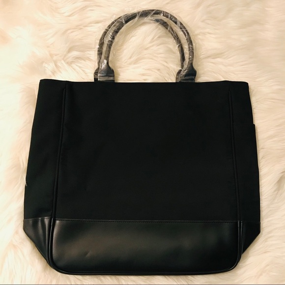 Calvin Klein Logo Embroidered Shopper Tote Bag - Picture 2 of 4